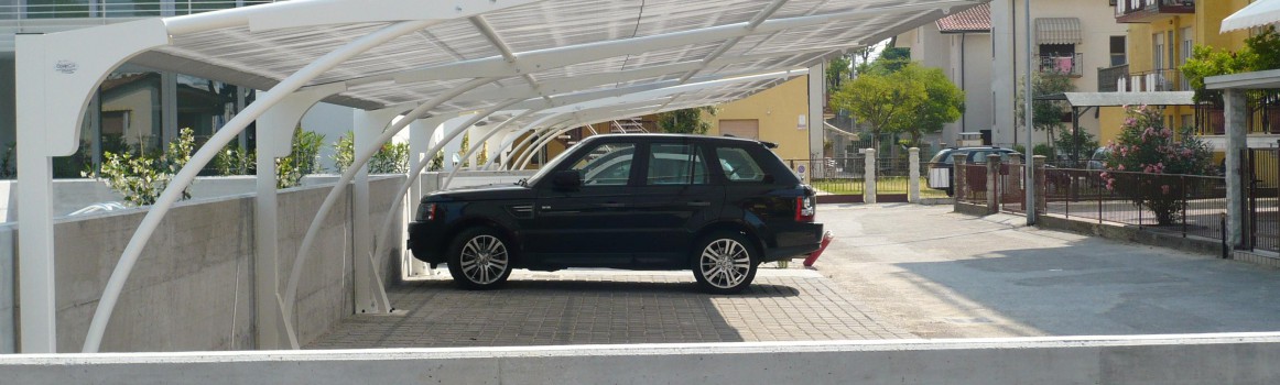 Modello Round verniciato mis. mt. 15 x 5 di sb. cop. telo Ombreggiante. Rif. Jesolo (Ve)